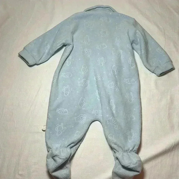 Disney - Winnie the Pooh - first Christmas- footed sleeper.  Size 3-6 months - Picture 5 of 6